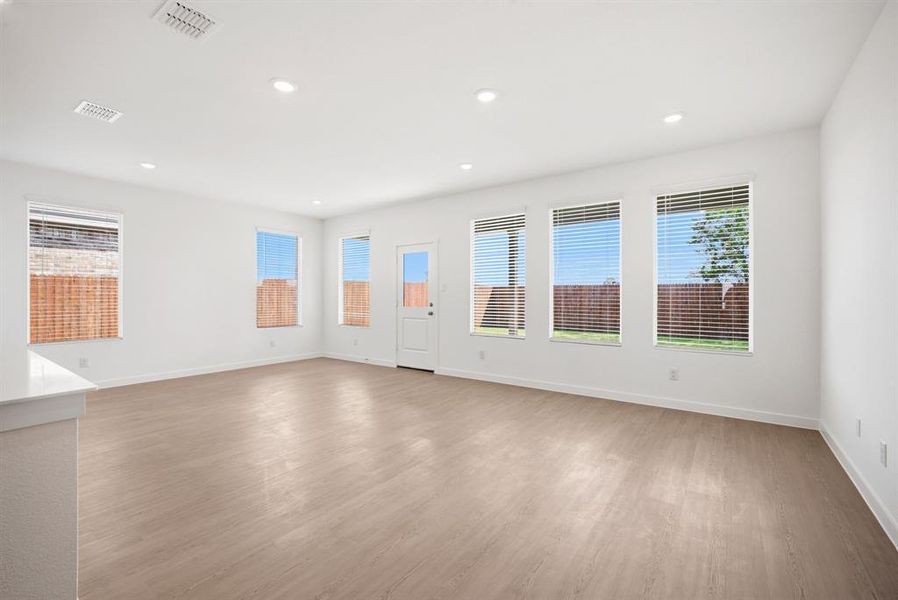 Spacious, unfurnished interior of a new home in Prairie View, Ennis (Image 13). Spacious, unfurnished interior of a new home in Prairie View, Ennis (Image 13).