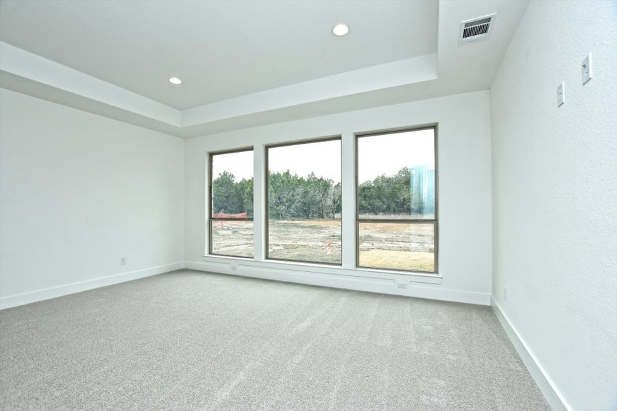 Representative unfurnished interior of a home built from the Madera II by Giddens Homes in Scofield Farms Estates, Georgetown (Image 445).
