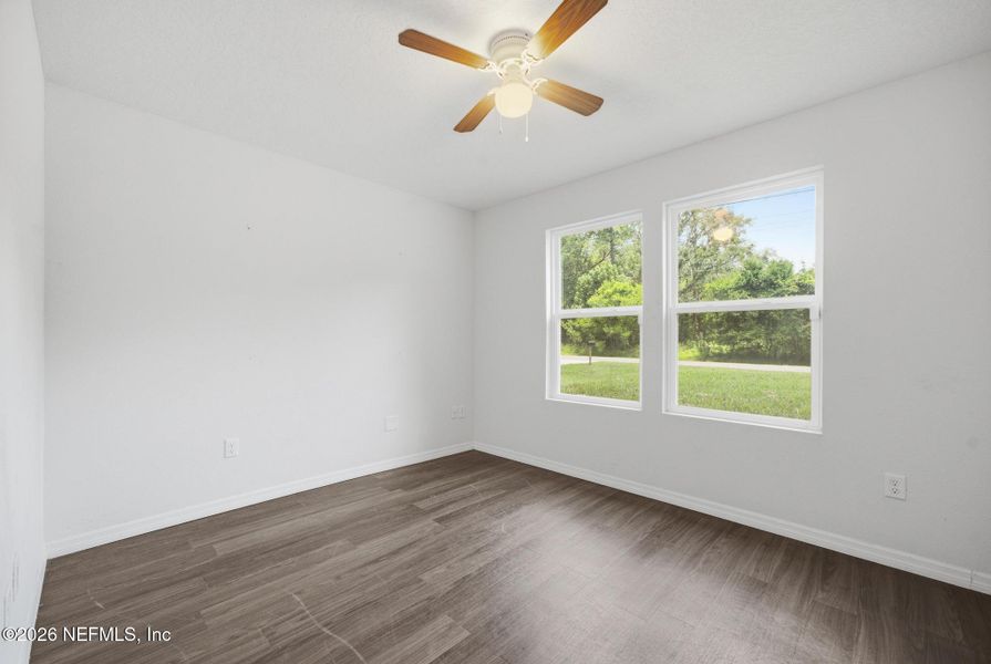 Spacious, unfurnished interior of a new home in , Jacksonville (Image 30).