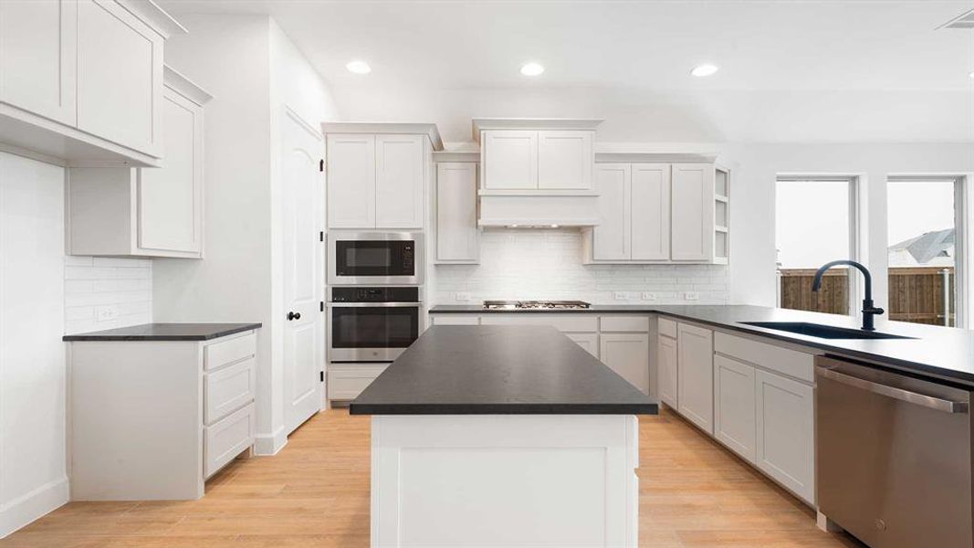 Furnished interior view inside a new home in Meraki, Forney (Image 7).