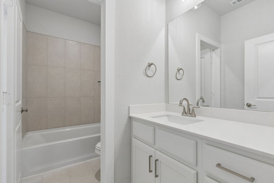 Furnished interior view inside a new home in Painted Tree Lakeside, McKinney (Image 12).