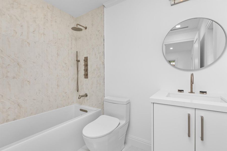 Image 24 of a home in .