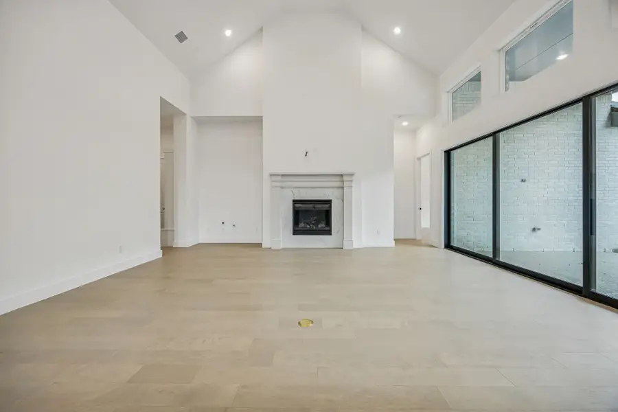 Representative unfurnished interior of a home built from the Connor by Southgate Homes in Eliana, McKinney (Image 12).
