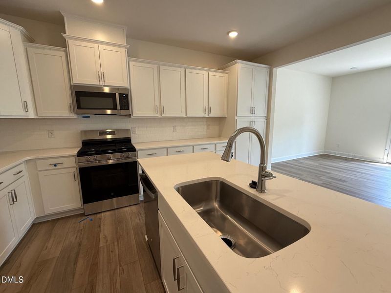 Alt floorplan kitchen