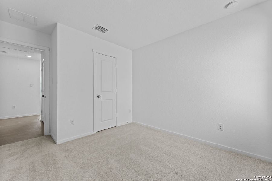 Spacious, unfurnished interior of a new home in Torian Village: Watermill Collection, San Antonio (Image 20). Spacious, unfurnished interior of a new home in Torian Village: Watermill Collection, San Antonio (Image 20).