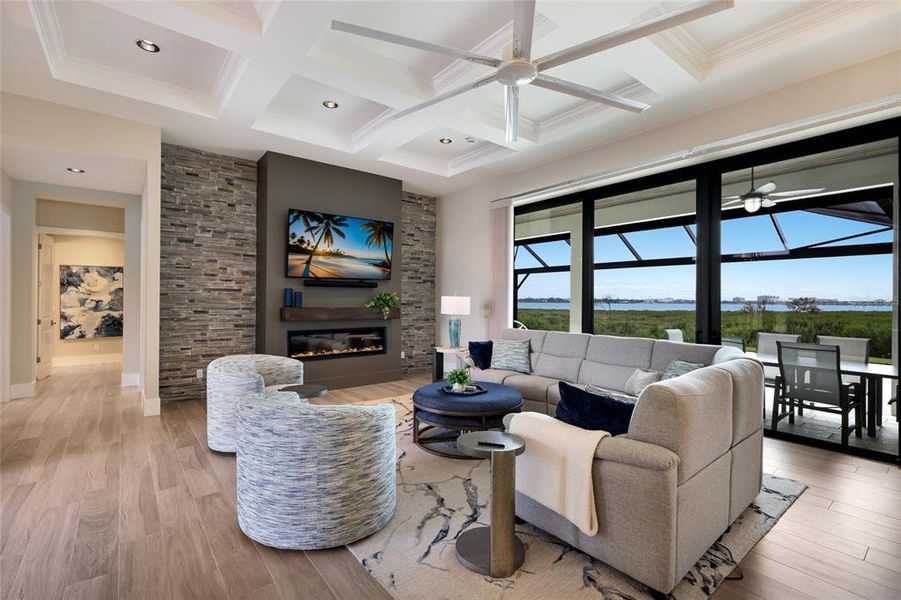 Community amenities in , Palmetto (Image 46).