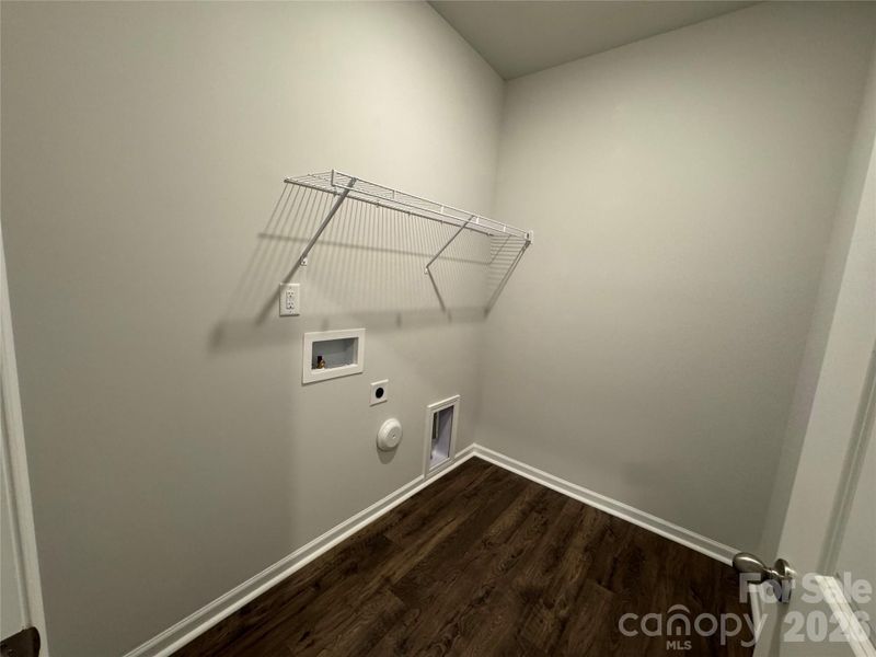 Spacious, unfurnished interior of a new home in McFarland Estates, York (Image 9).