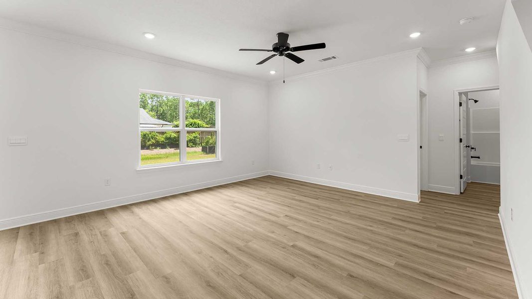 Spacious, unfurnished interior of a new home in Nellie Preserve, Santa Rosa Beach (Image 19).