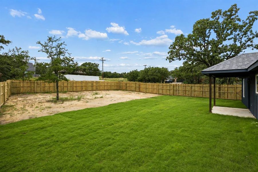 Exterior details and patio area of a home in , Mineral Wells (Image 27). Exterior details and patio area of a home in , Mineral Wells (Image 27).