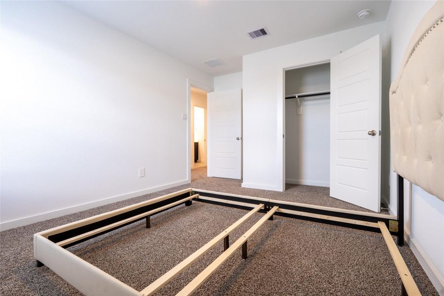 Image 32 of a home in City Gate.