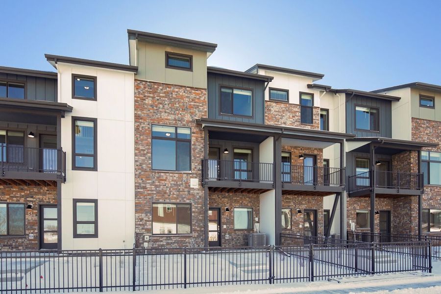 943 SCHLAGEL ST #4, Fort Collins, CO. - Slide 2 943 SCHLAGEL ST #4, Fort Collins, CO. - Slide 2