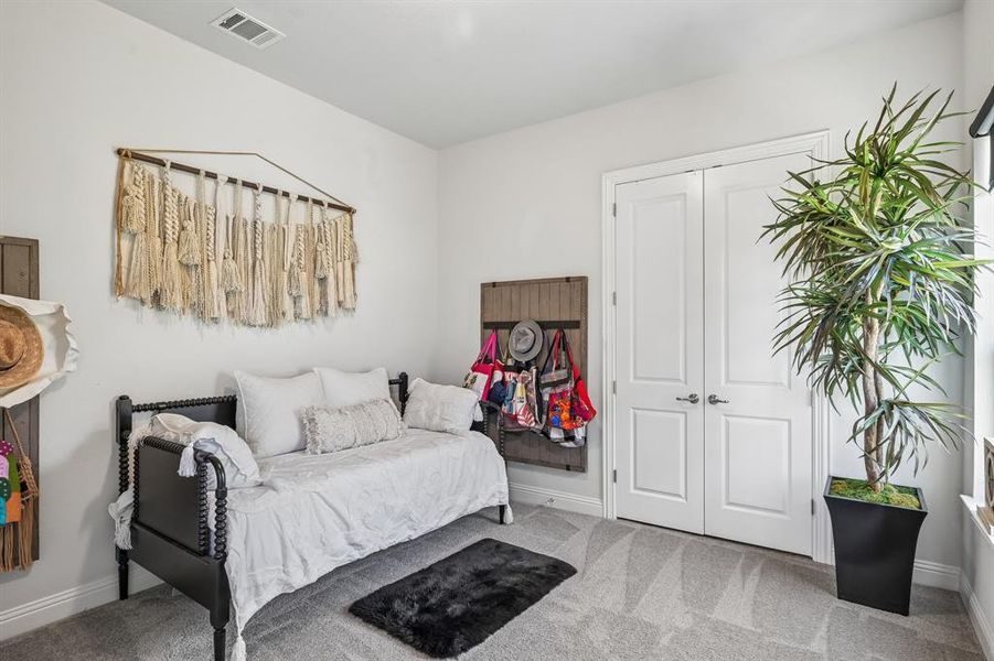 Furnished interior view inside a new home in Ridge Crossing, Waxahachie (Image 31).