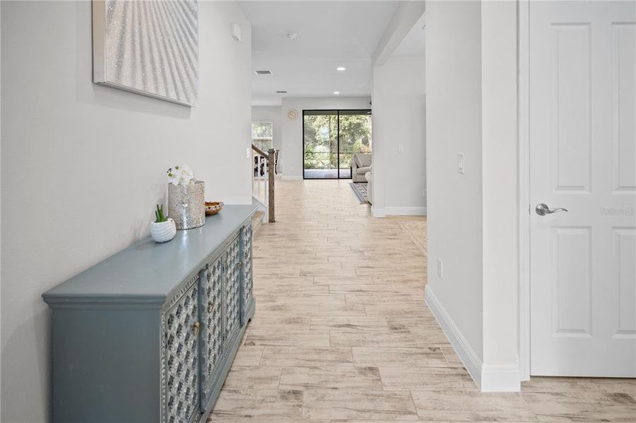 Spacious, unfurnished interior of a new home in Hawkstone, Lithia (Image 25).