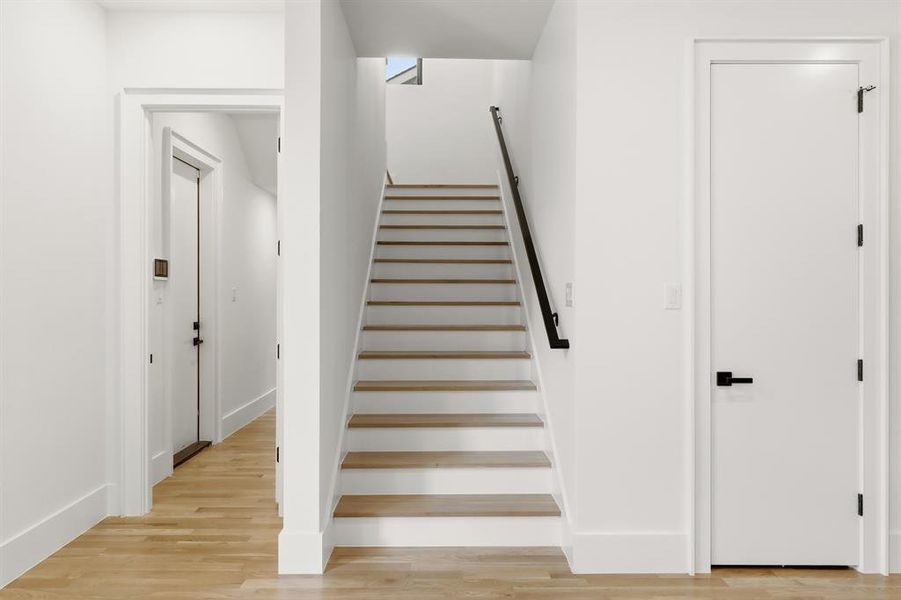 Spacious, unfurnished interior of a new home in , Dallas (Image 21).