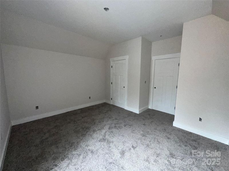 Inside Bonus- Bdrm #5