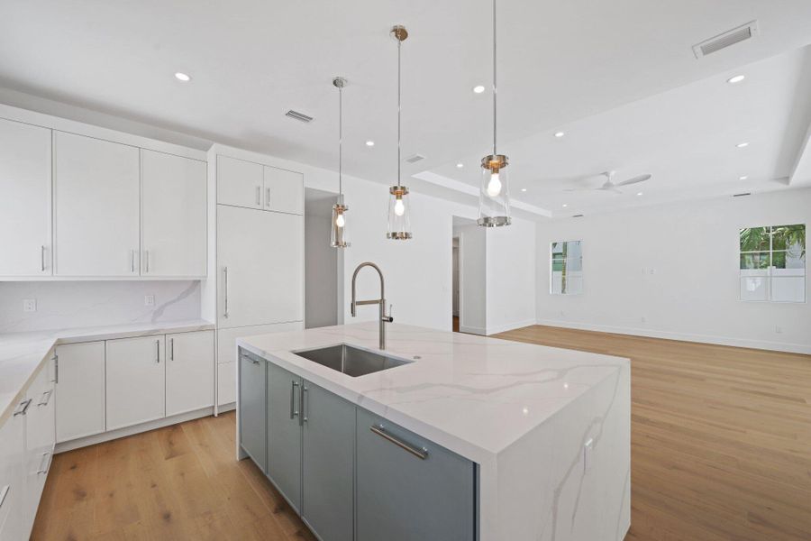 238 Northeast 12th St - 81.jpg-SMALL