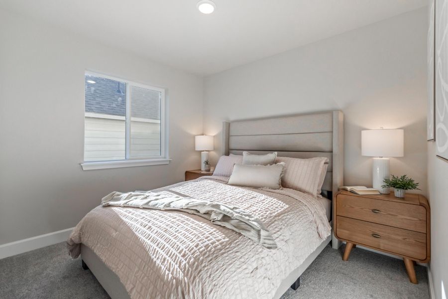 Furnished interior view inside a new home in Feather Ridge, Redmond (Image 6).