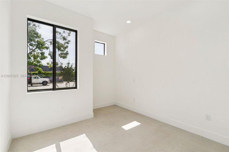Spacious, unfurnished interior of a new home in , Fort Lauderdale (Image 42). Spacious, unfurnished interior of a new home in , Fort Lauderdale (Image 42).