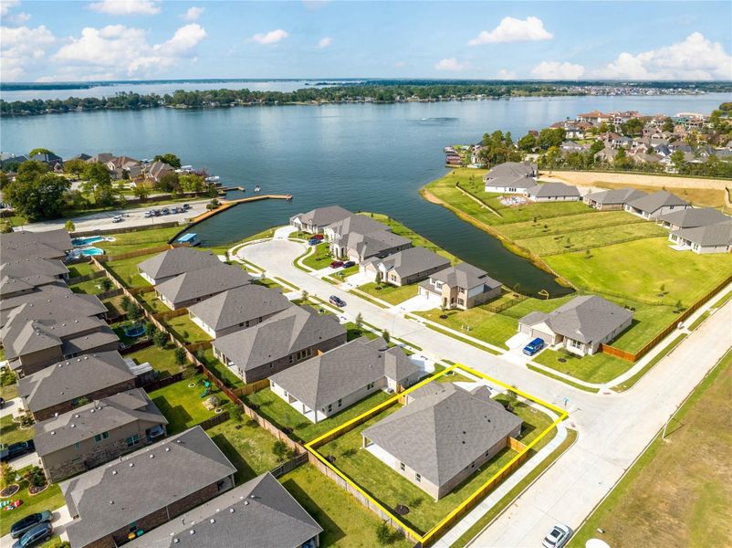 Image 28 of a home in Water Crest on Lake Conroe - LAKE FRONT. Image 28 of a home in Water Crest on Lake Conroe - LAKE FRONT.