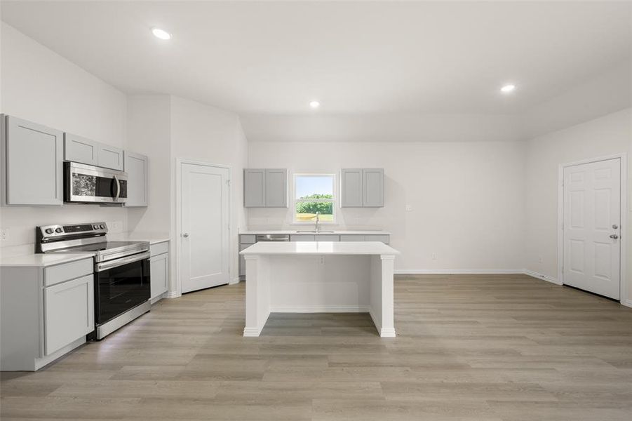 1601 Anabelle- Kitchen-1