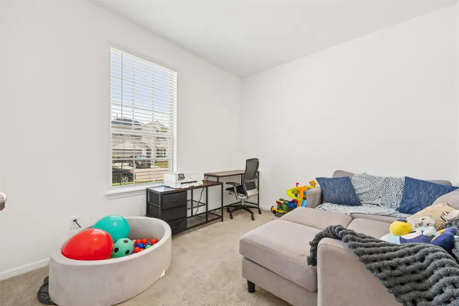 Furnished interior view inside a new home in , Alvin (Image 5).
