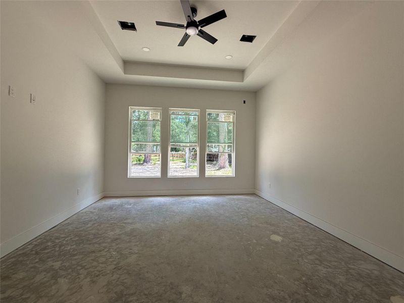Spacious, unfurnished interior of a new home in , New Caney (Image 6).