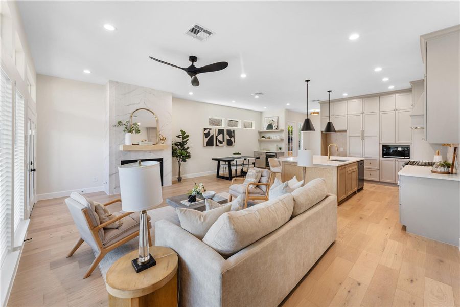 Image 18 of a home in .