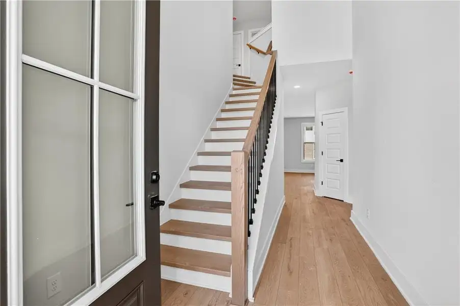 Spacious, unfurnished interior of a new home in , Villa Rica (Image 16).