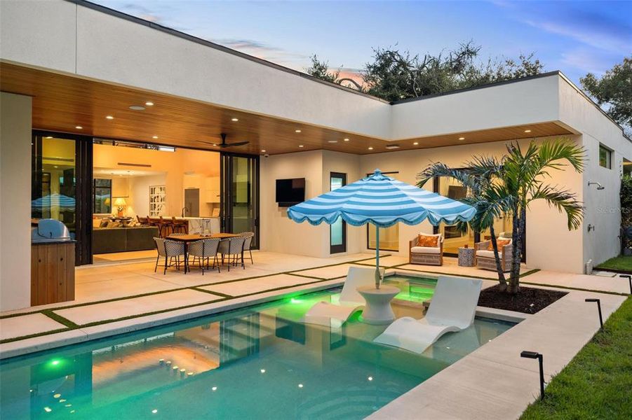 Furnished interior view inside a new home in , Sarasota (Image 61).