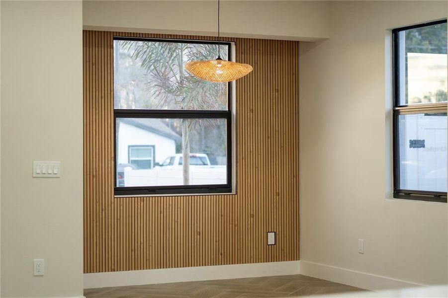 Spacious, unfurnished interior of a new home in , Tampa (Image 33).