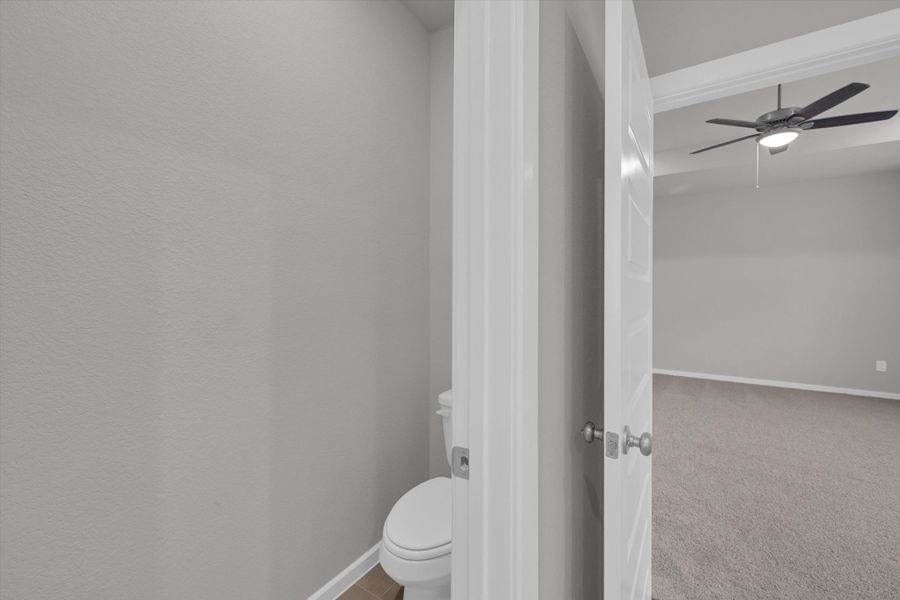 Spacious, unfurnished interior of a new home in Summer Place  35', Montgomery (Image 38).