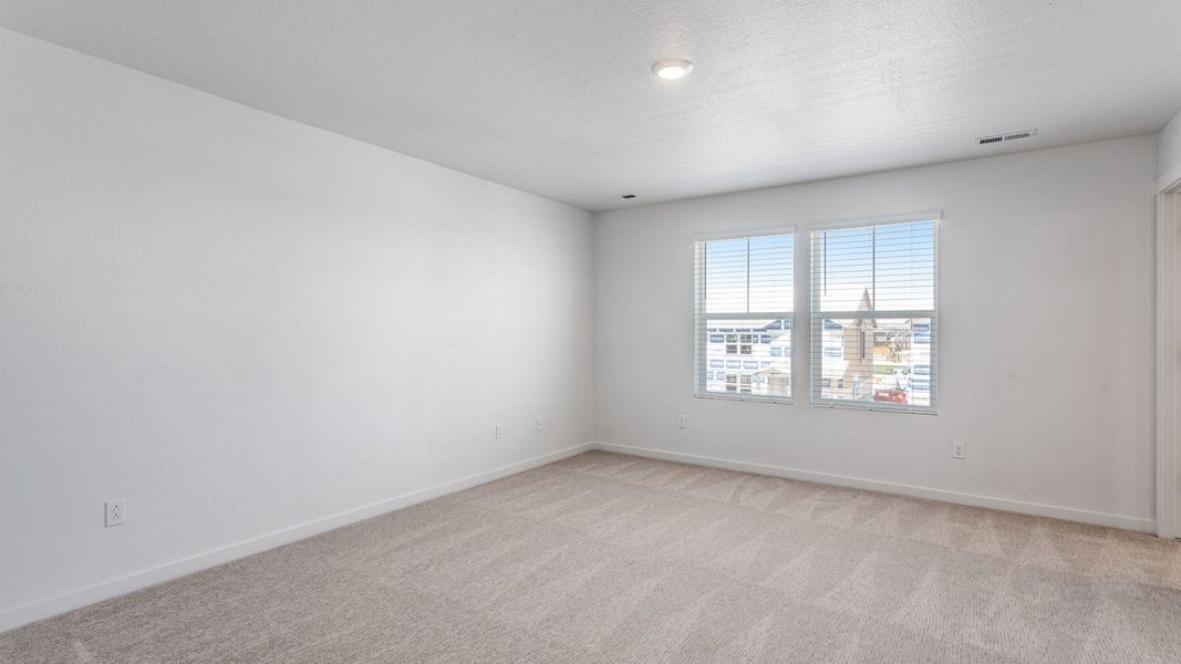 Spacious, unfurnished interior of a new home in Horizon Uptown, Aurora (Image 14). Spacious, unfurnished interior of a new home in Horizon Uptown, Aurora (Image 14).