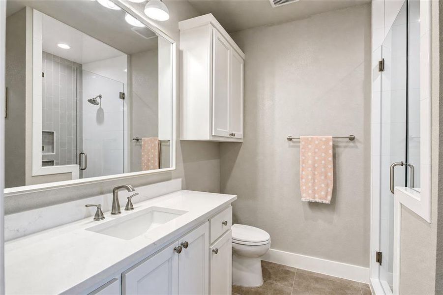 2nd floor bath