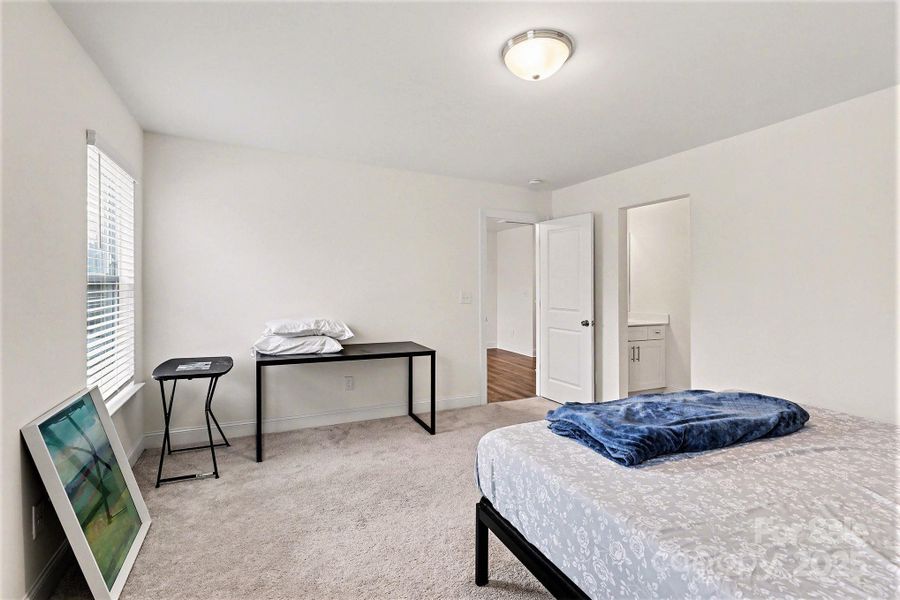 Furnished interior view inside a new home in , Harrisburg (Image 24).