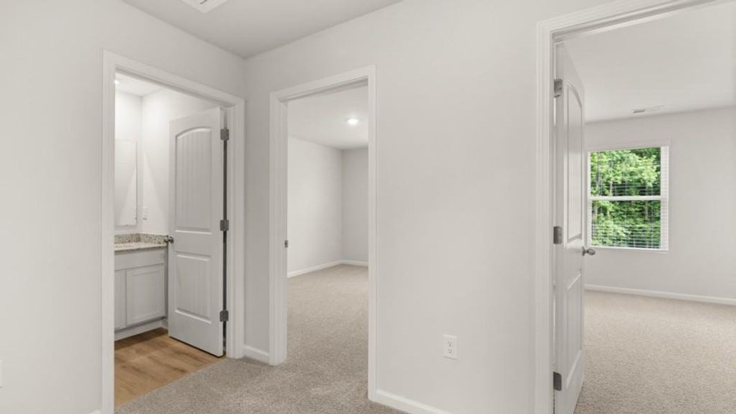 Spacious, unfurnished interior of a new home in , Gainesville (Image 21).