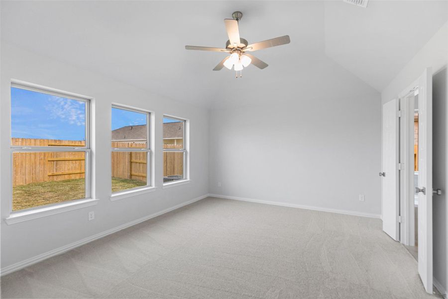 Spacious, unfurnished interior of a new home in Aldeana, Bonney (Image 27).