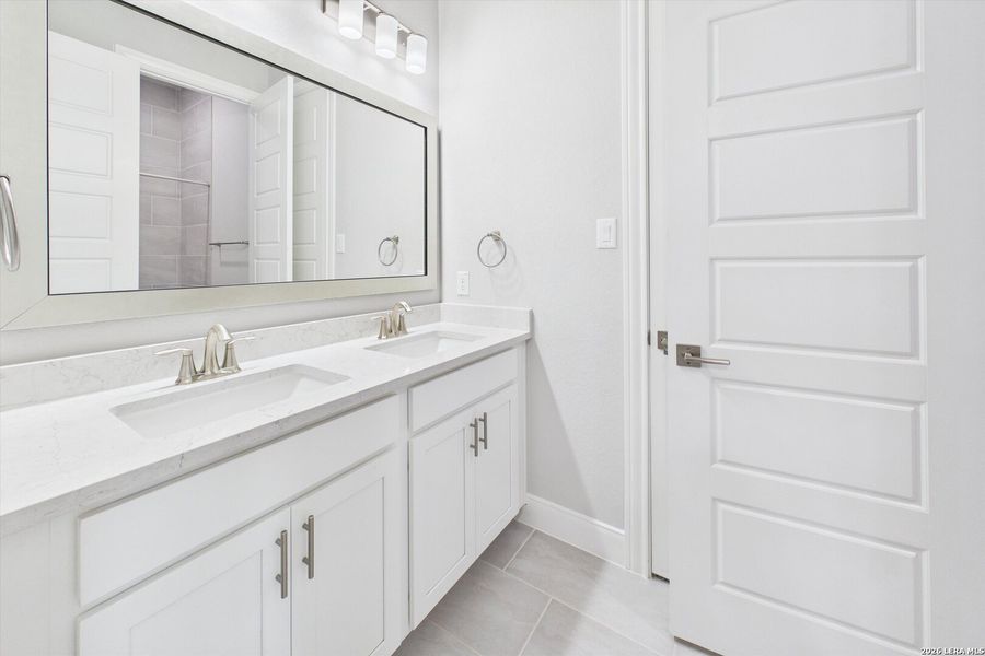 Furnished interior view inside a new home in , Castroville (Image 9).