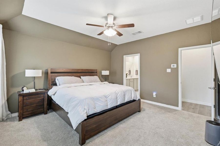 Furnished interior view inside a new home in , Aubrey (Image 23).
