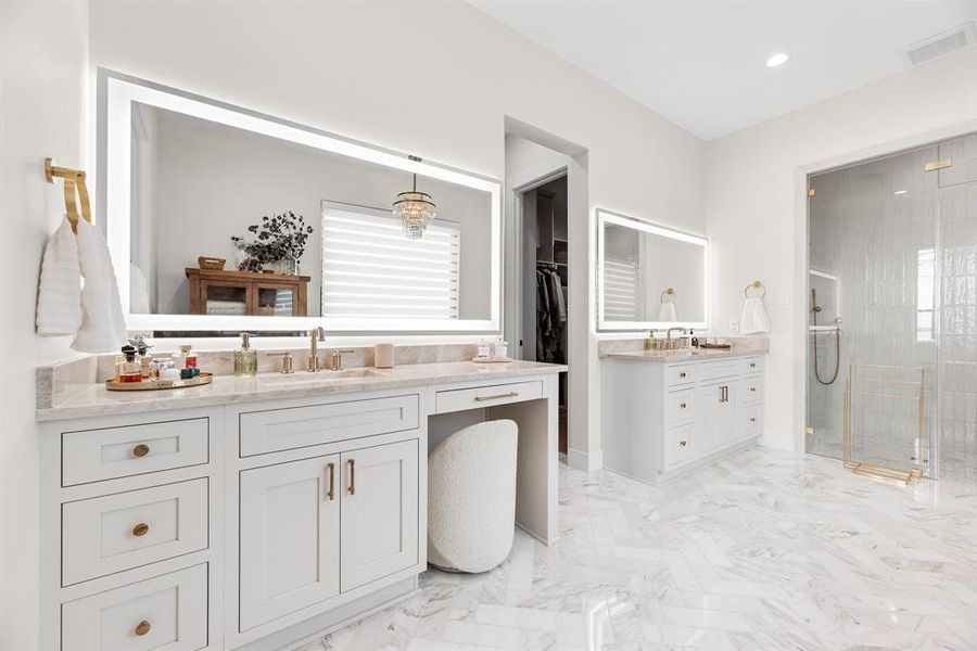 Furnished interior view inside a new home in , Corsicana (Image 12).