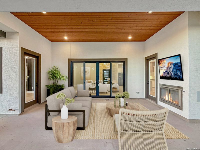 Exterior details and patio area of a home in , Bulverde (Image 26).