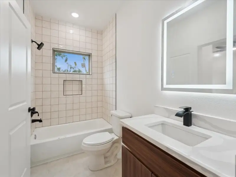 Furnished interior view inside a new home in , Houston (Image 14).