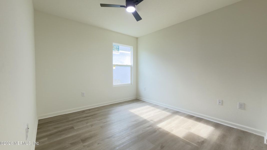 Spacious, unfurnished interior of a new home in , Jacksonville (Image 16).