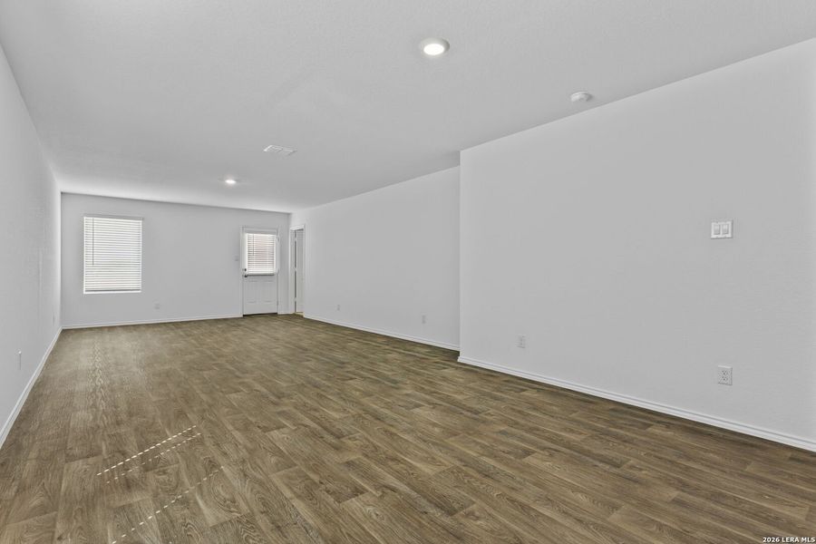 Spacious, unfurnished interior of a new home in Preserve at Medina, Von Ormy (Image 15). Spacious, unfurnished interior of a new home in Preserve at Medina, Von Ormy (Image 15).