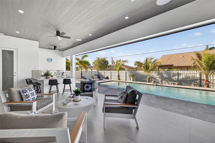 Exterior details and patio area of a home in , Cape Coral (Image 23).