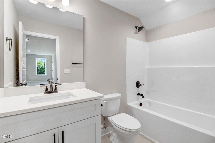 35-3803 Huntcliff Dr-34