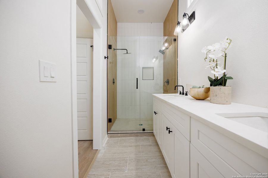 Furnished interior view inside a new home in , Blanco (Image 38). Furnished interior view inside a new home in , Blanco (Image 38).