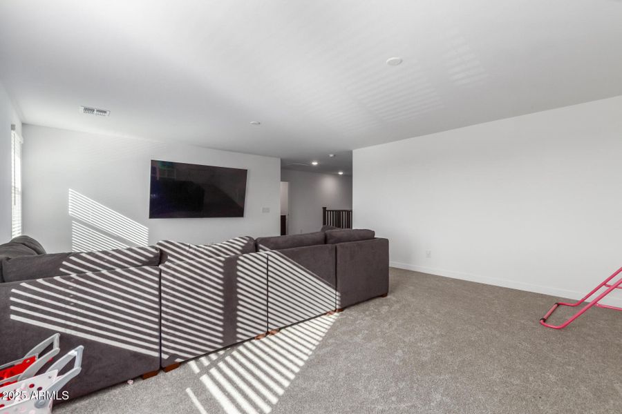 22 - Seldon 22 - Seldon