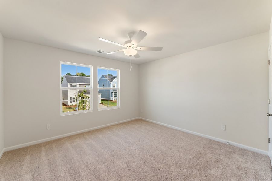 Spacious, unfurnished interior of a new home in Mayfair Village, Spartanburg (Image 33).