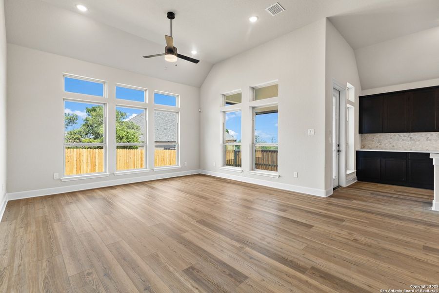 Spacious, unfurnished interior of a new home in The Enclave at Potranco Oaks, Castroville (Image 34).