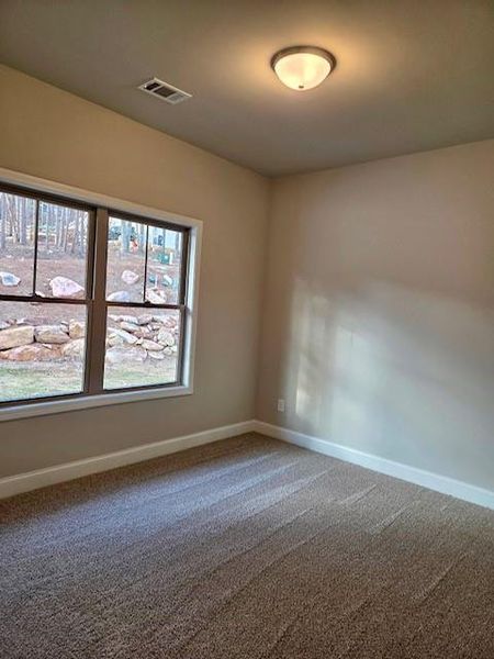 Spacious, unfurnished interior of a new home in , Waleska (Image 17).